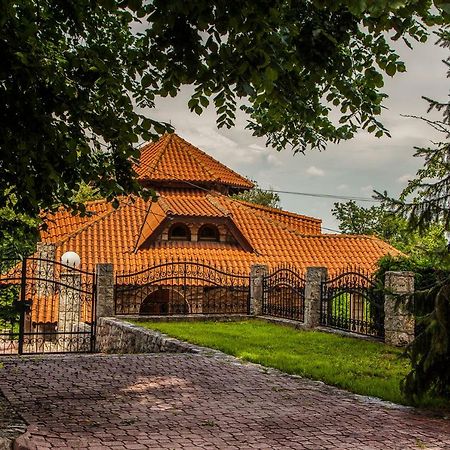 فيلا Exclusive House Legacy سميديريفو المظهر الخارجي الصورة